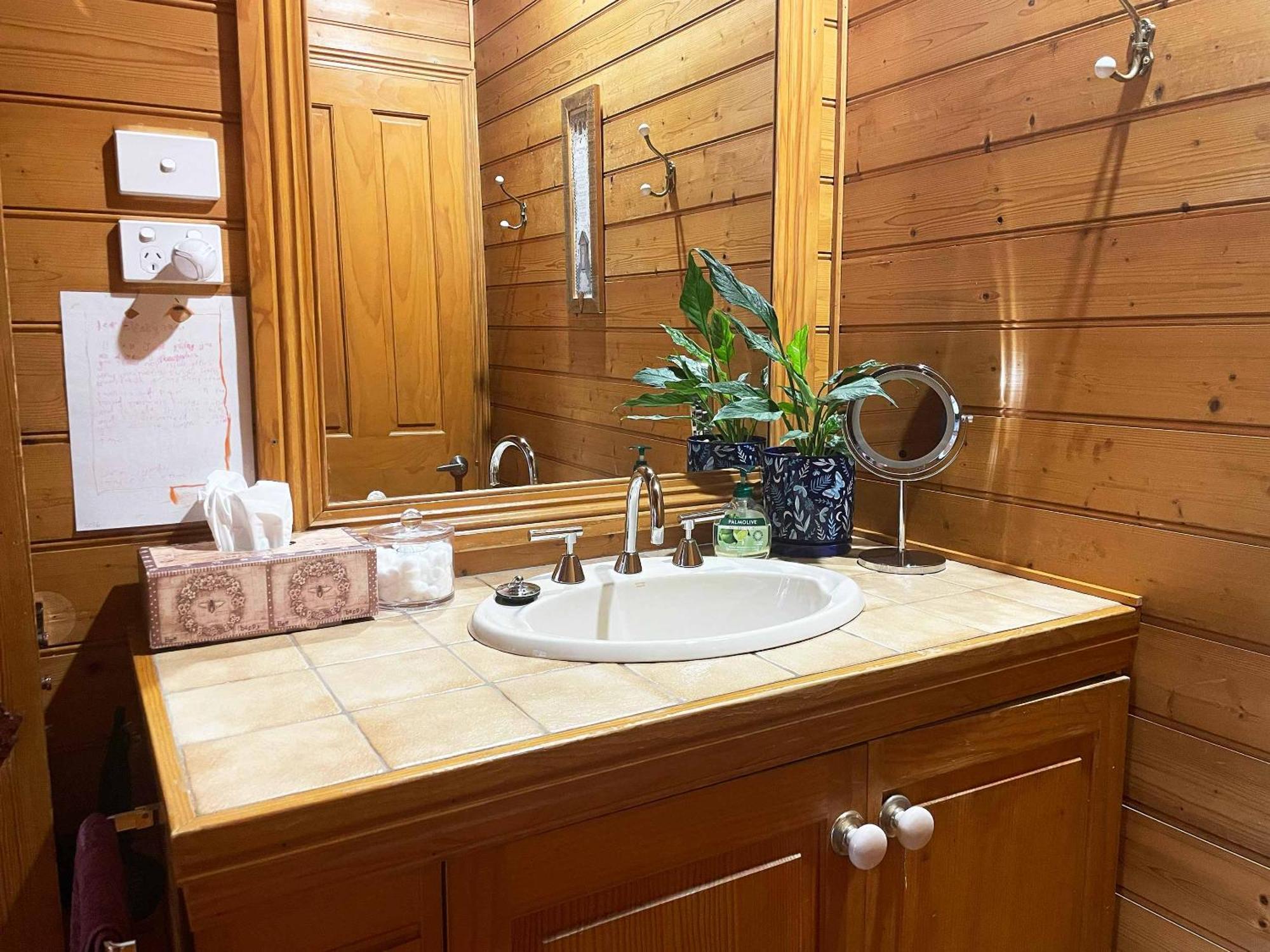 Stony Rise Cottage B&B Devonport Bagian luar foto