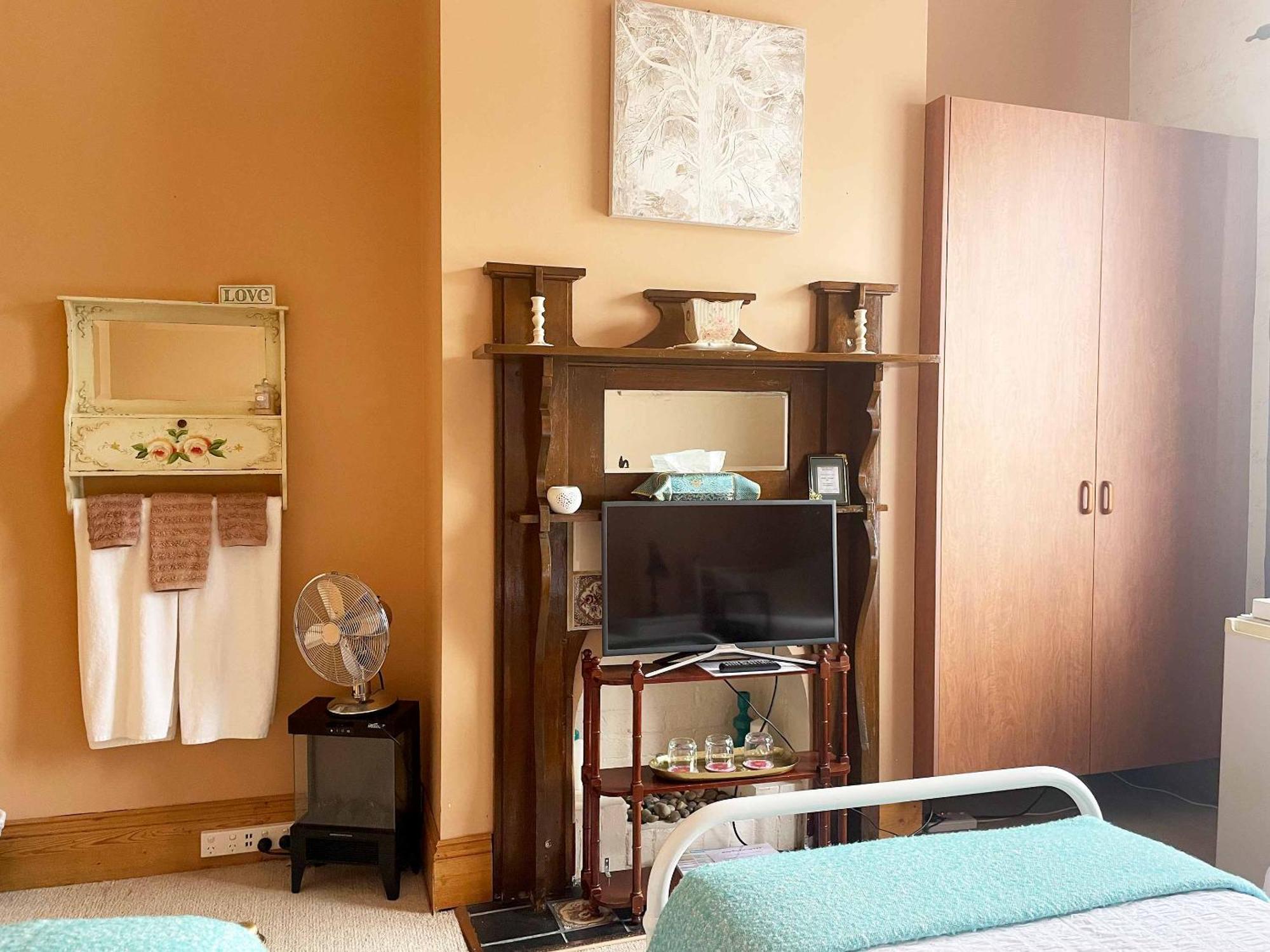 Stony Rise Cottage B&B Devonport Bagian luar foto